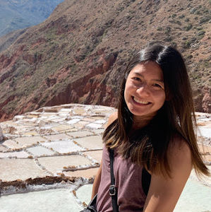 Meet your Posher, Crystal